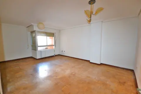 Piso en calle de los Robles, nº SN