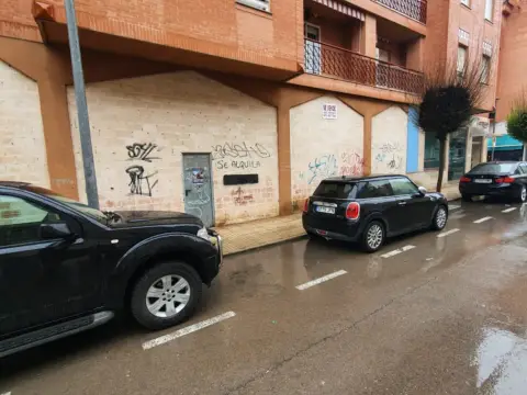 Local comercial en calle de Zurbarán