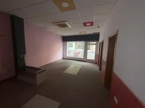 Local comercial en calle de Don Ramón Gutiérrez