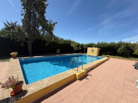 Chalet rústico en Úbeda