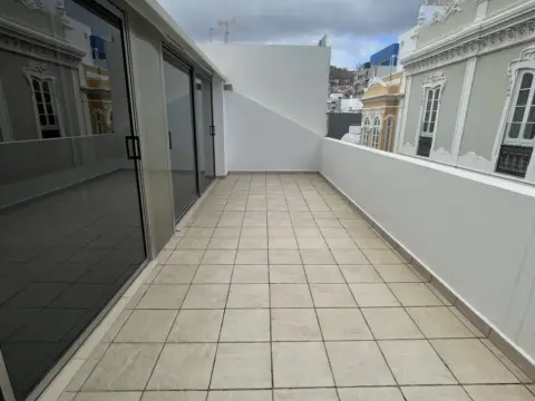 Piso en calle Arena, 3