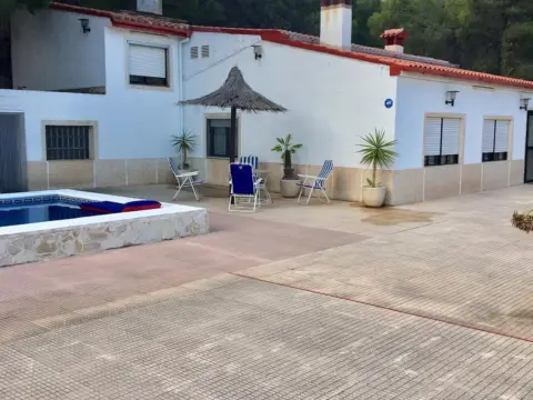 Chalet unifamiliar en Partida Almoraig