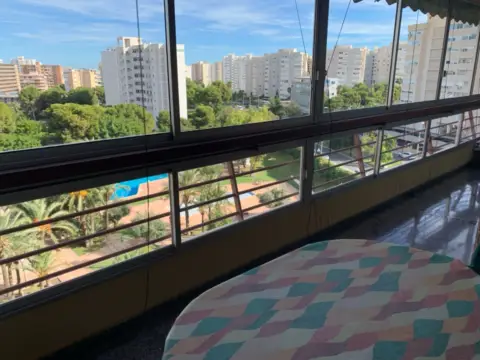 Piso en Avenida de las Naciones