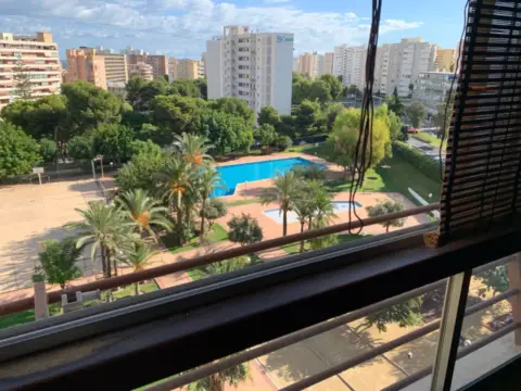 Piso en Avenida de las Naciones
