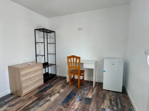 Habitación en Carrer Enginyer Colomina Raduán