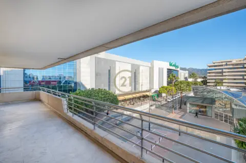 Piso en calle Jose Saramago Marina Banus, nº 2