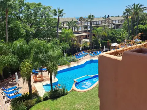 Piso en Urbanización El Oásis de Marbella