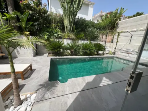 Chalet unifamiliar en calle de los Jazmines