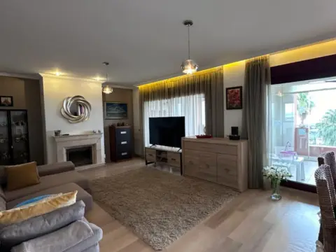 Chalet adosado en Urbanización Jaralillos