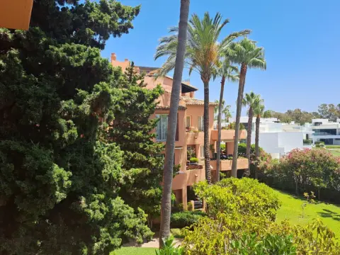 Piso en Urbanización Villa Parra Palomeras