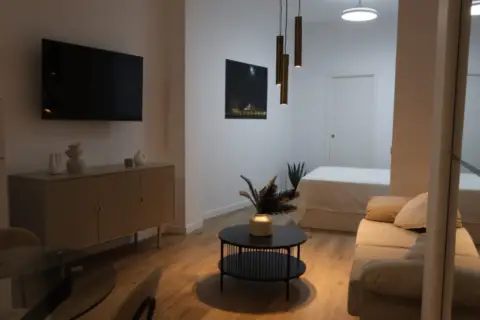 Estudio en Plaza de Ricardo Verdugo Landi