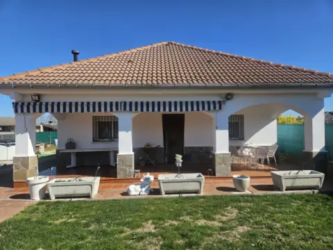 Chalet en calle de Manuel de Falla