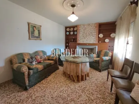 Chalet unifamiliar en Avenida del Barrio Nuevo
