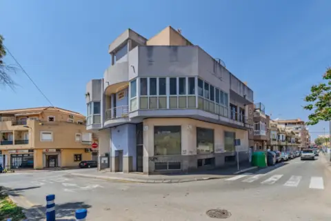 Local comercial en calle de Patricio Zammit, 75