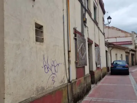 Casa en calle de Antonino Jarabo