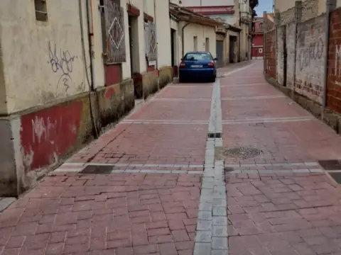 Casa en calle de Antonino Jarabo