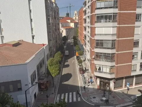 Piso en calle de Maldonado