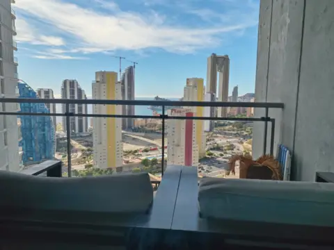 Piso en Via Parque