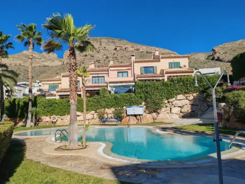 Casa en Urbanización Golf Bahía