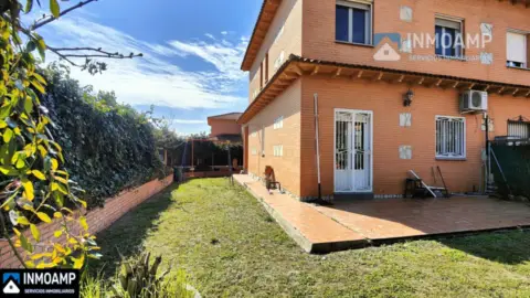 Chalet pareado en Avenida de Prado