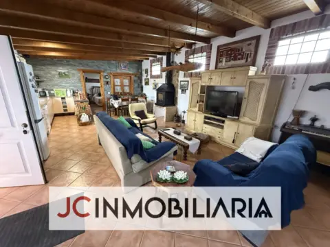 Finca rústica en Urbanización los Salguerales, nº 2