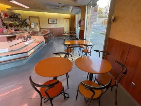 Local comercial en Carrer de la Via Piquer, 27