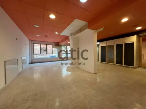 Local comercial en Passeig de Pere III
