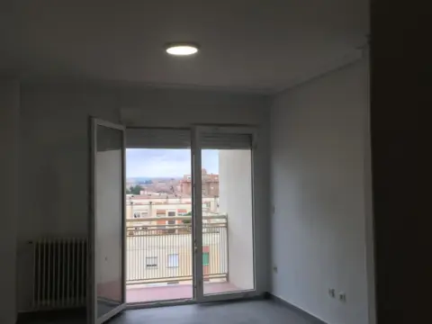 Piso en Sepulcro Bolera-Universidad-Hermanos Falcó