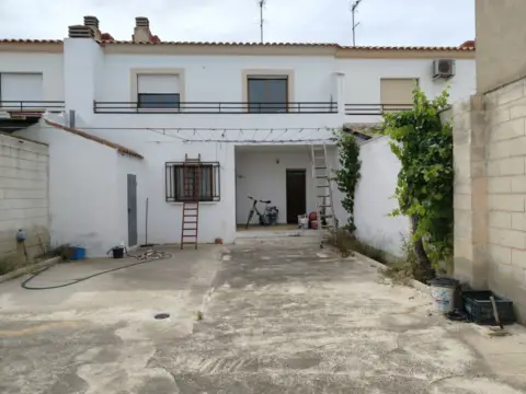 Chalet adosado en Pedanías y Barrios Rurales