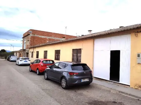 Nave industrial en Casinos