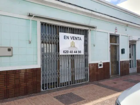 Casa unifamiliar en Avenida de las Canarias, 208