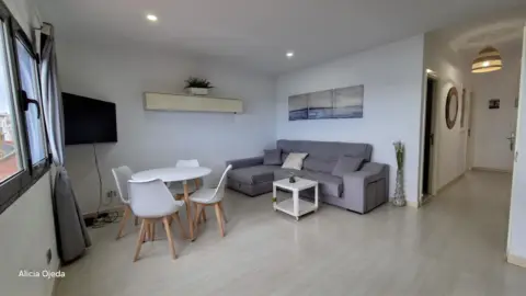 Casa pareada en Avenida Piedras Grandes, 20