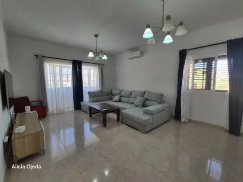Chalet unifamiliar en calle Francisco Batista Evora