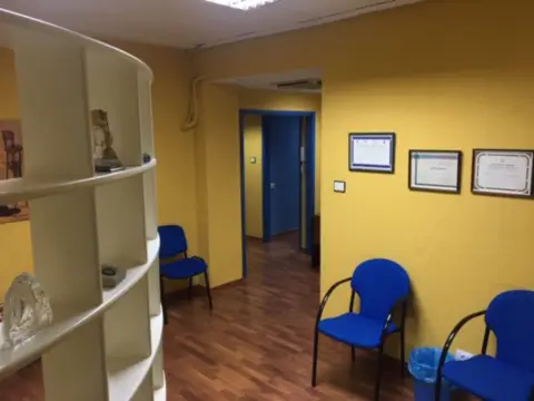 Local comercial en Avenida Juna Xxiii