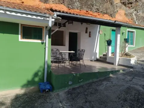 Casa rústica en calle Higuera