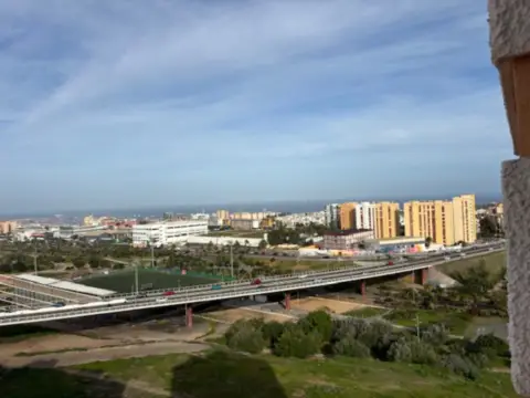Piso en Avenida de la Feria