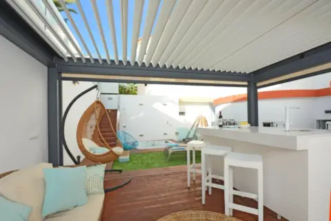 Chalet unifamiliar en calle Emeterio Gonzalez Arbelo, 1