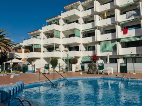 Apartamento en calle Einstein, 17