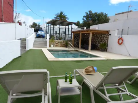 Casa en calle Doctor Miguel Servet, 21