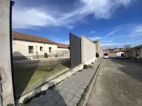 Chalet adosado en Villacastín