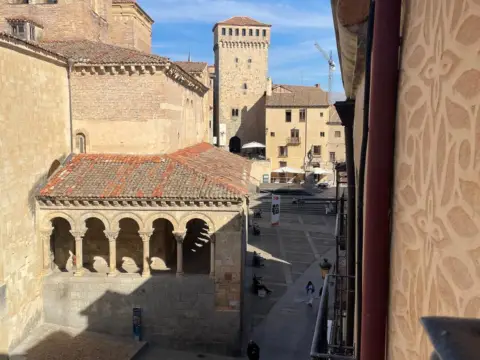 Piso en calle de Juan Bravo