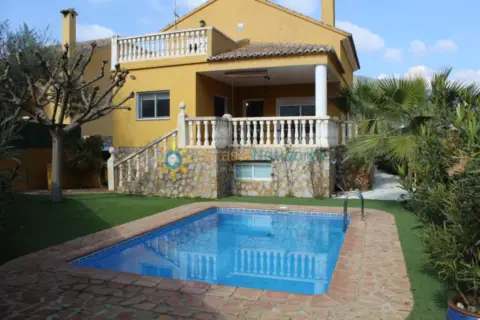 Chalet unifamiliar en Marchuquera
