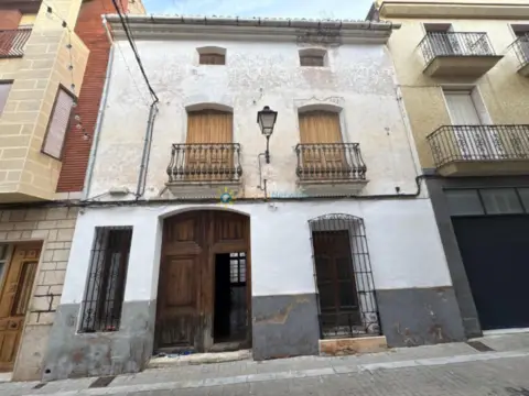 Casa pareada en Carrer Valencia
