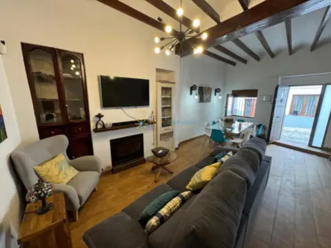 Casa pareada en Nucli Urbà