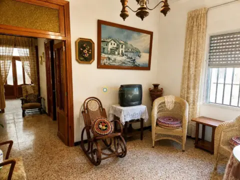 Casa en La Font D´En Carròs