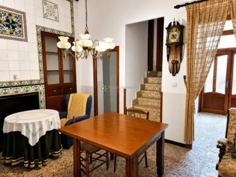Casa en La Font D´En Carròs
