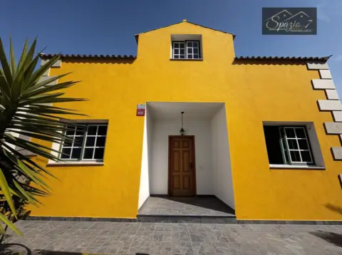 Chalet en calle Guanches de la Virgen de Candelaria