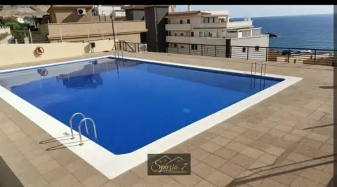 Dúplex en Avenida Marítima
