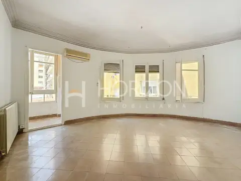 Piso en Carrer de la Indústria