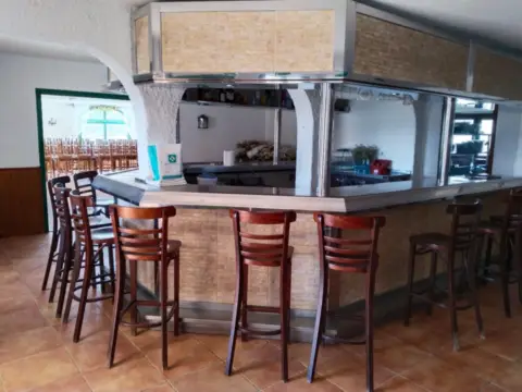Local comercial en Carretera Fv-30, 38